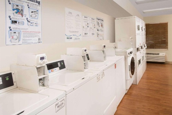 WoodSpring Suites Augusta Riverwatch image 12